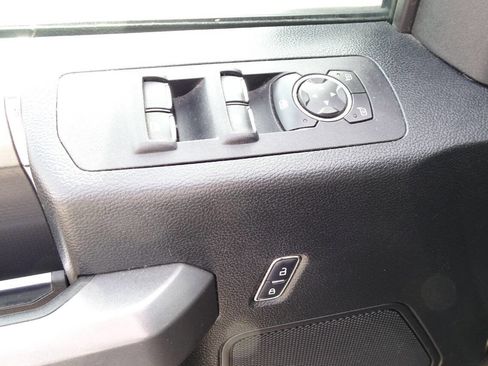 Used 2016 Ford F150 XLT w/ Equipment Group 302A Luxury image 15