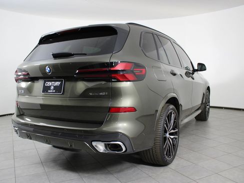 New 2026 BMW X5 xDrive40i w/ M Sport Package image 9