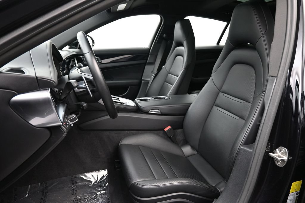 Certified 2023 Porsche Panamera RWD image 5