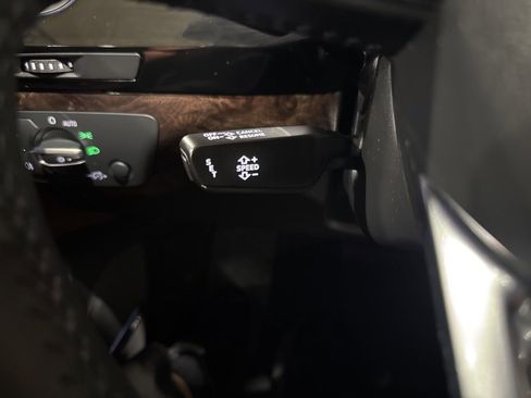 Used 2019 Audi Q7 3.0T Premium Plus image 23