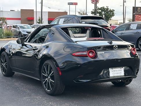 Certified 2025 MAZDA MX-5 Miata RF Grand Touring RWD image 12