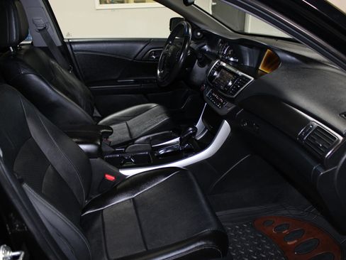 Used 2013 Honda Accord EX-L image 31