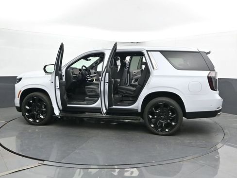New 2026 Chevrolet Tahoe High Country AWD/4WD image 59