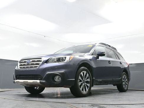 Used 2016 Subaru Outback 2.5i Limited AWD/4WD image 20