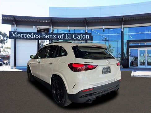 New 2025 Mercedes-Benz GLA 35 AMG 4MATIC image 3