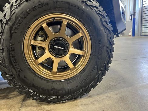 Used 2017 Ford F150 Raptor w/ Equipment Group 802A Luxury image 7