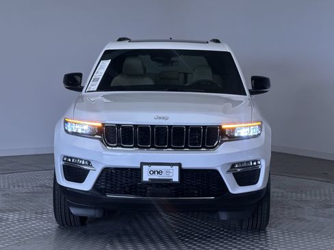 Used 2025 Jeep Grand Cherokee Limited AWD/4WD image 29