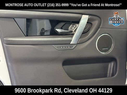 Used 2025 Land Rover Discovery Sport S AWD/4WD image 9