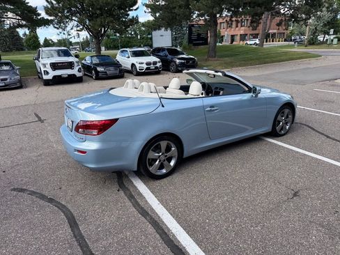 Used 2010 Lexus IS 250C RWD image 11