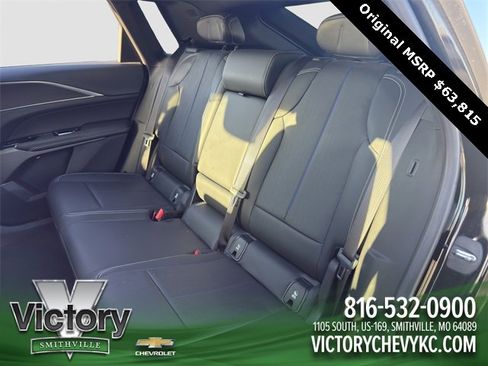 Used 2024 Cadillac Lyriq Sport image 13