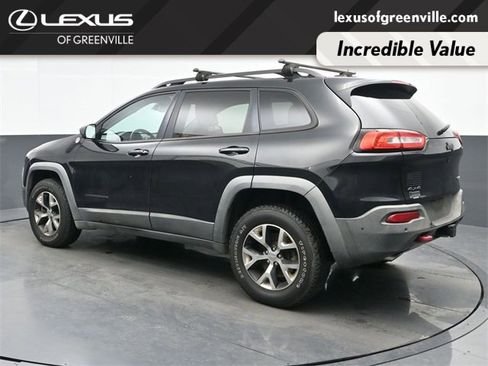 Used 2015 Jeep Cherokee Trailhawk w/ Comfort/Convenience Group image 6