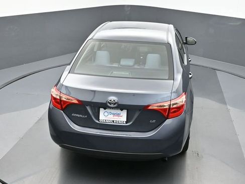 Used 2018 Toyota Corolla LE image 16