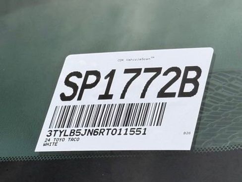 Used 2024 Toyota Tacoma TRD Off-Road image 33