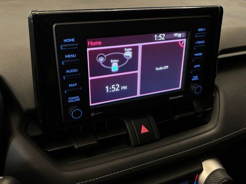 Used 2020 Toyota RAV4 XLE w/ XLE Grade Weather Package AWD/4WD image 12