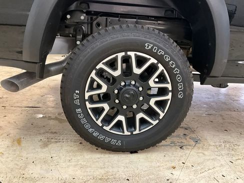 New 2025 RAM 2500 Limited image 14