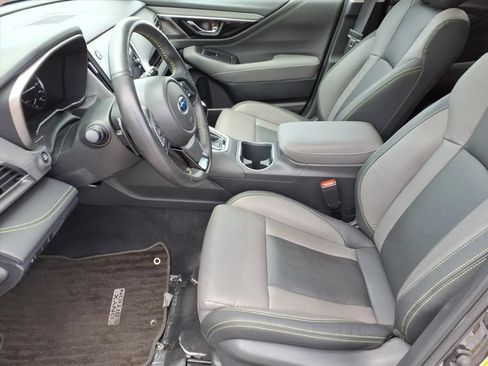Used 2025 Subaru Outback Onyx Edition AWD/4WD image 12