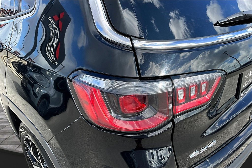 Used 2025 Jeep Compass Limited AWD/4WD image 24