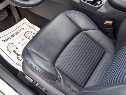 Used 2019 Toyota RAV4 XSE AWD/4WD image 32