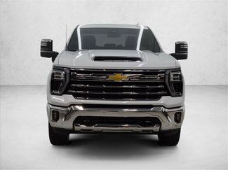 Used 2024 Chevrolet Silverado 2500 LTZ AWD/4WD video 2
