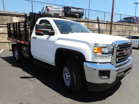 Used 2016 GMC Sierra 2500 2WD Regular Cab image 1