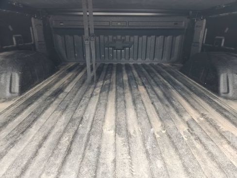 Used 2021 Chevrolet Silverado 1500 LTZ AWD/4WD image 31