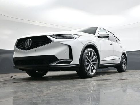 Used 2025 Acura MDX w/ Technology Package image 37