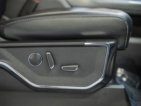 Certified 2023 Ford F150 Lariat w/ Equipment Group 502A High image 46