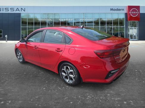Used 2021 Kia Forte LXS FWD image 7