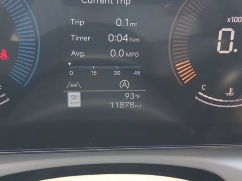 Used 2025 Hyundai Tucson SEL FWD image 34