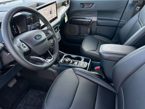 New 2026 Ford Maverick Lobo image 9