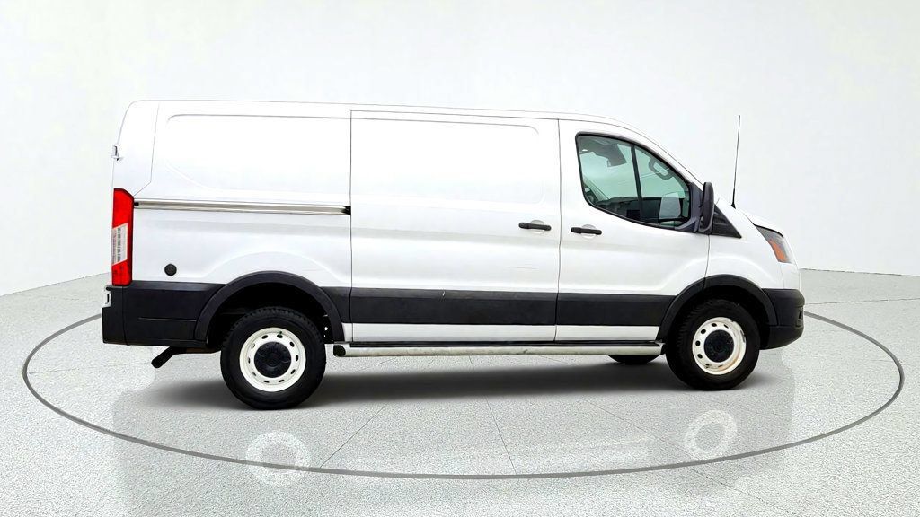 Used 2024 Ford Transit 250 Low Roof w/ Exterior Upgrade Package RWD image 4