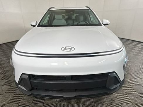 Certified 2024 Hyundai Kona SEL FWD image 7