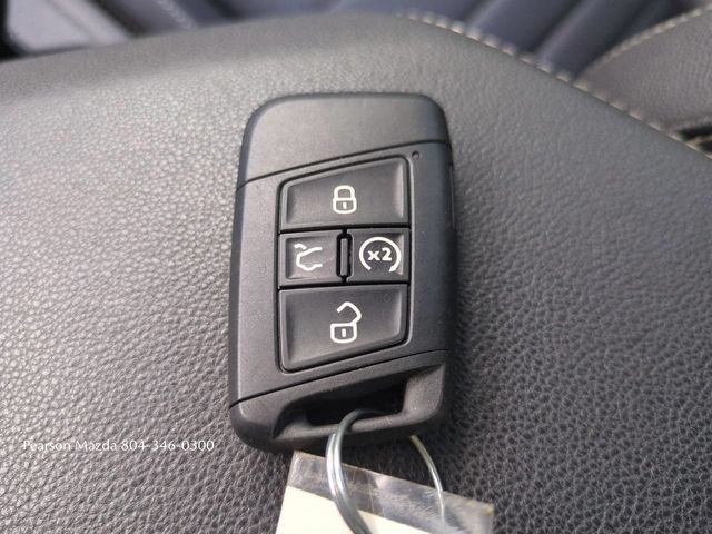 Used 2024 Volkswagen Jetta SE FWD image 28