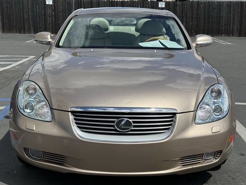 Used 2002 Lexus SC 430 Convertible RWD image 2