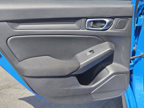 Used 2023 Honda Civic Sport image 25
