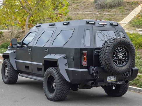 Used 2016 Ford F450 XLT w/ XLT Interior Package image 4