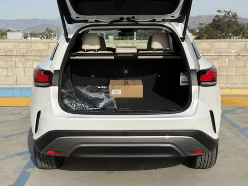 New 2026 Lexus RX 450h RX 450h+ Luxury image 13