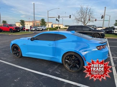 Used 2023 Chevrolet Camaro LT w/ RS Package RWD image 7