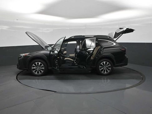 Used 2023 Subaru Outback Limited XT AWD/4WD image 61