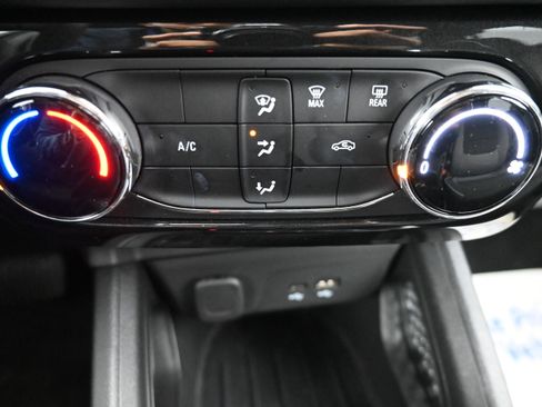 Used 2026 Chevrolet TrailBlazer LT w/ Driver Confidence Package FWD image 16