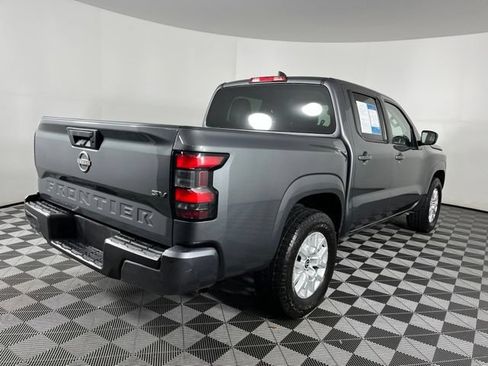 Used 2022 Nissan Frontier SV RWD image 12
