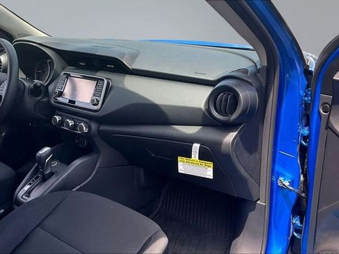 Used 2025 Nissan Kicks Play S FWD image 24
