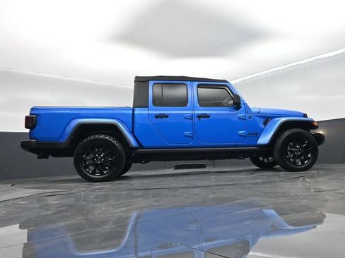 Used 2025 Jeep Gladiator Sport AWD/4WD image 50