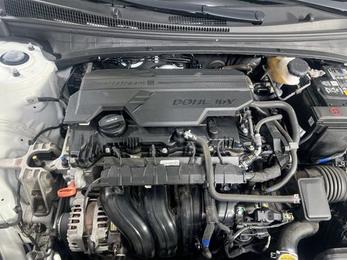 Used 2023 Hyundai Elantra SEL w/ Convenience Package image 29