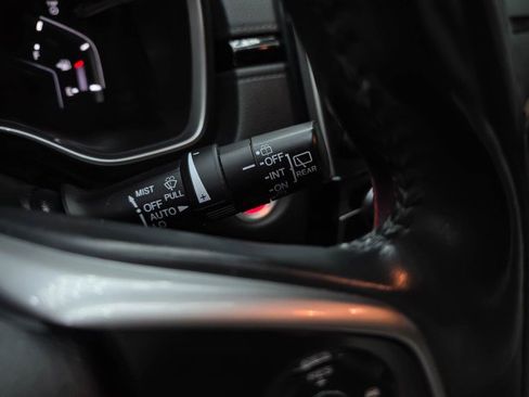 Used 2019 Honda CR-V Touring image 22
