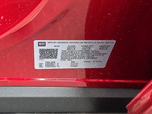 New 2026 Chevrolet Equinox LT w/ Convenience Package II image 9