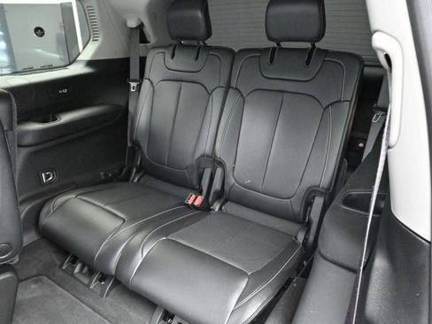 Used 2021 Jeep Grand Cherokee L Limited w/ Luxury Tech Group II AWD/4WD image 27