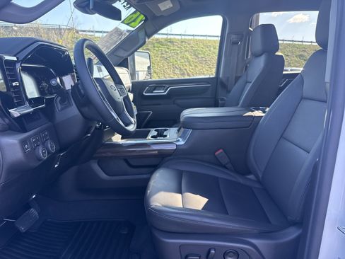 New 2026 Chevrolet Silverado 2500 LT w/ Trail Boss Package AWD/4WD image 11