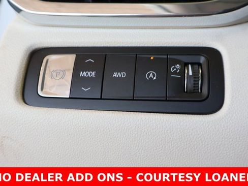 New 2026 GMC Acadia Denali w/ Super Cruise Package image 22