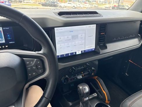 Used 2022 Ford Bronco Badlands AWD/4WD image 10